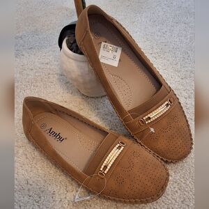 AMBU, NWT, 10, Woman's Embellished Shoes